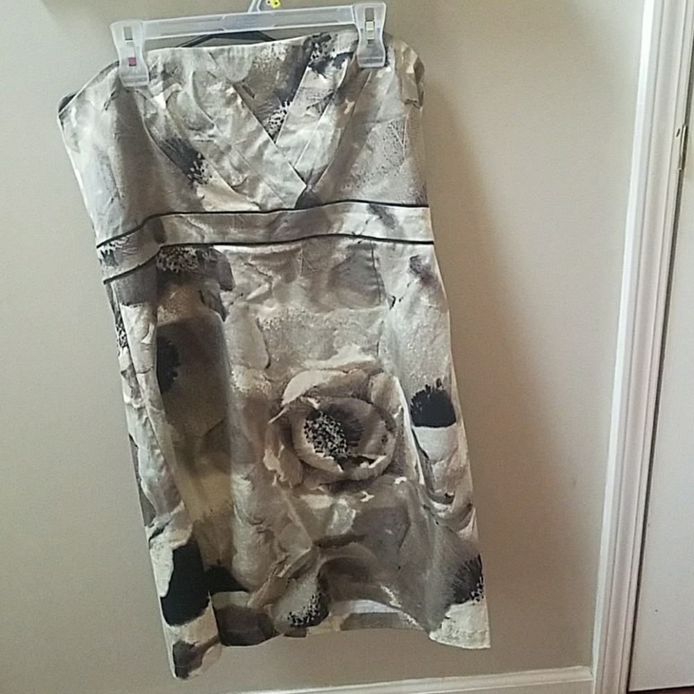 Ny&co black/gray floral print dress